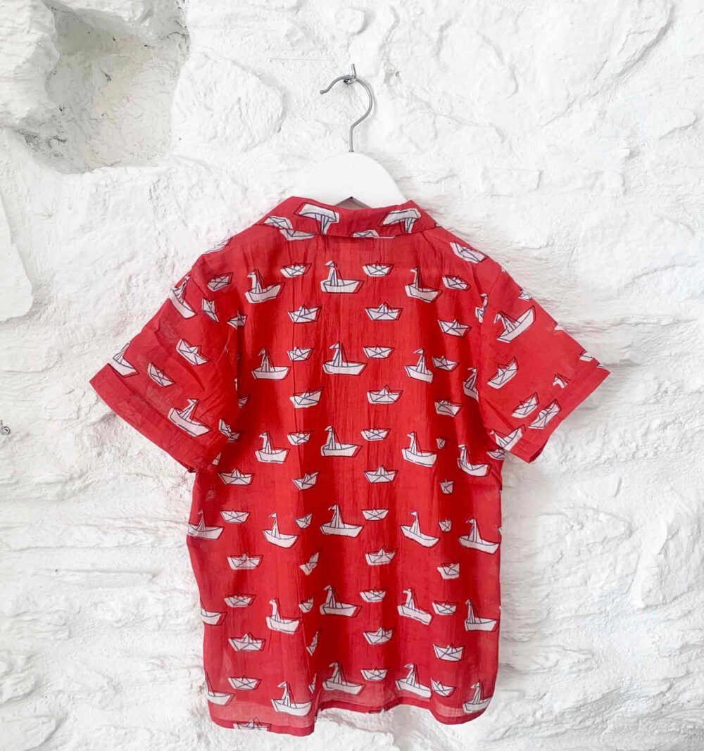 Shirt for boys with boats in red - Image 3