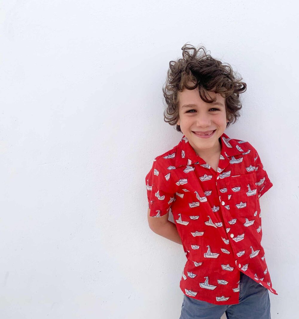 Shirt for boys with boats in red - Image 6