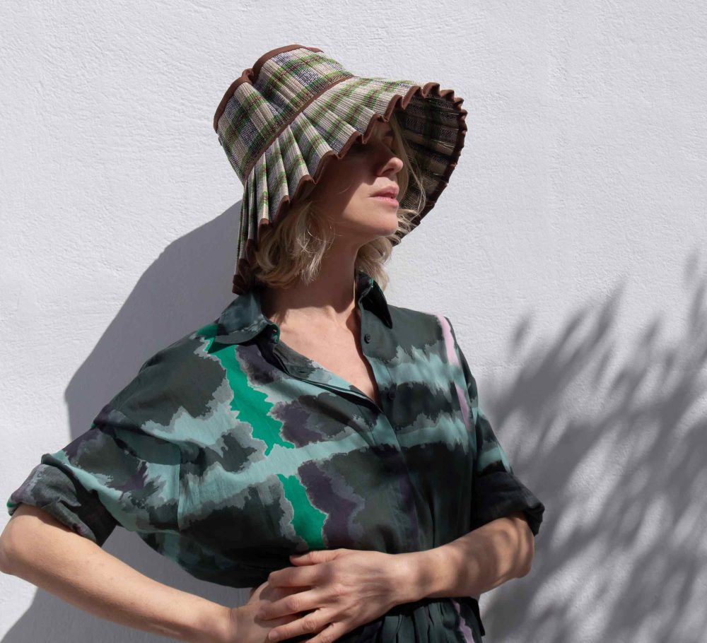 Lorna Murray Capri hat in Black and Green - Image 2