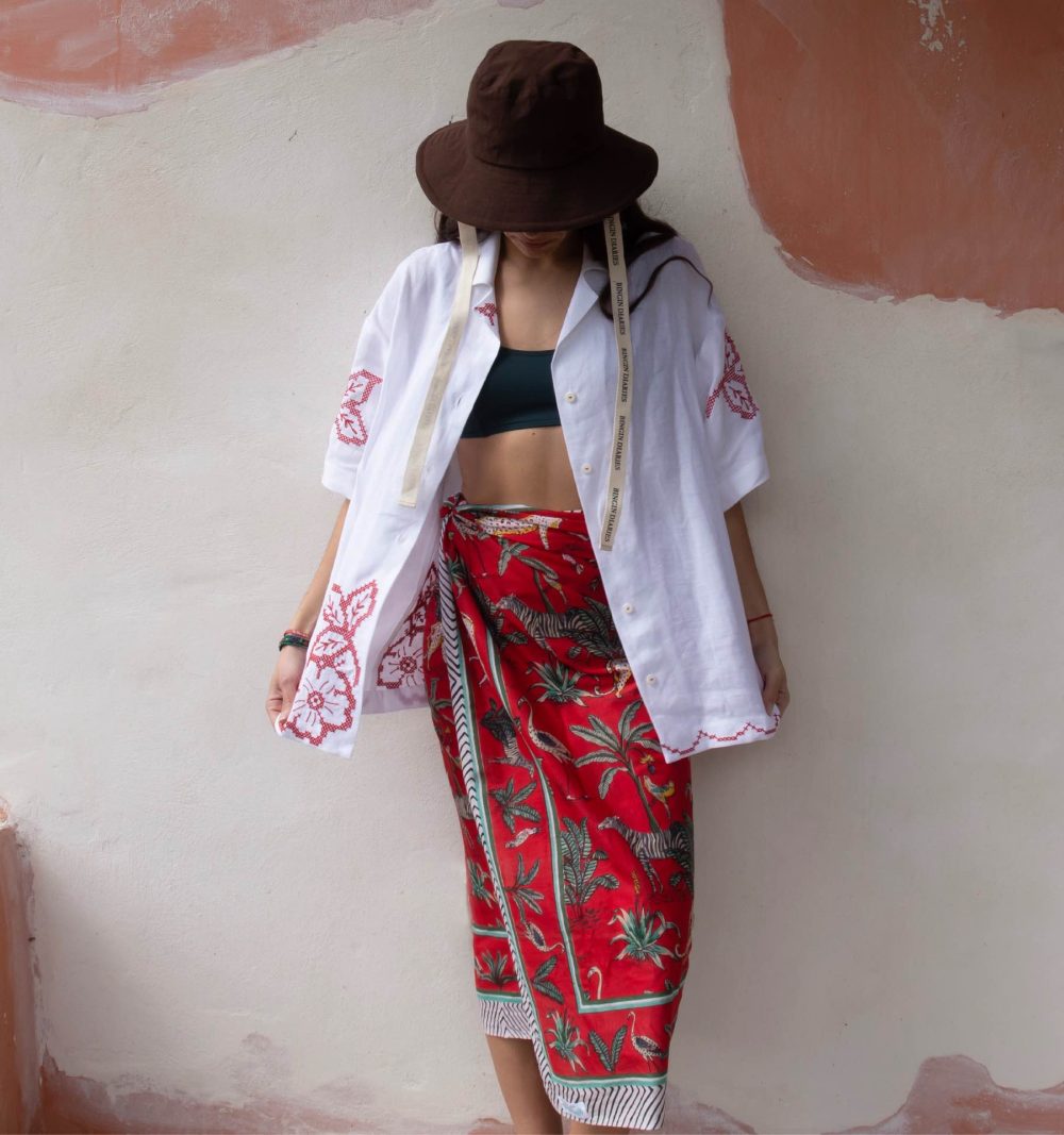 Cotton Pareo in Red - Image 3
