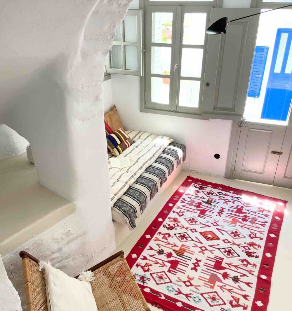 Reversible Woven Rug in Red