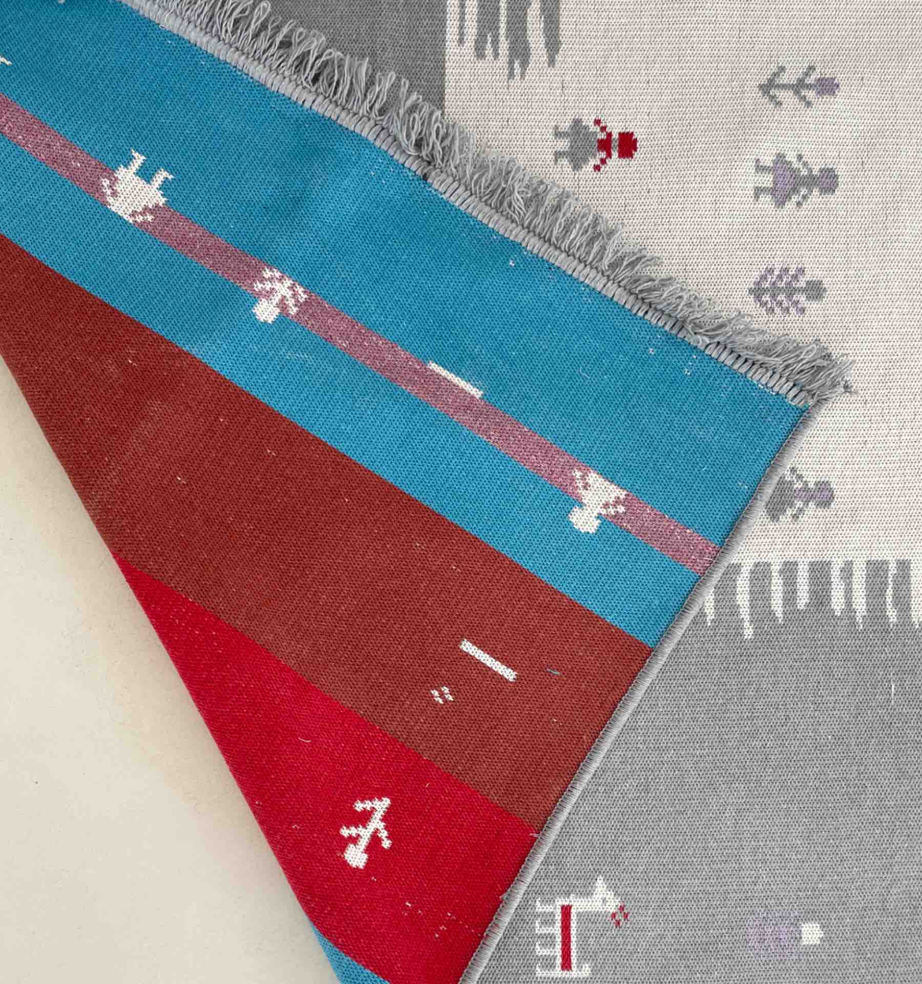Reversible Woven Rug in Gray - Image 3